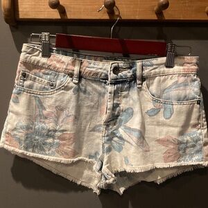 Roxy sexy floral booty short shorts size 27 great condition